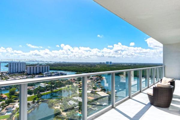 Parque Towers, 300 Sunny Isles Blvd #4-2506, Sunny Isles Beach, Florida 33160, image 2