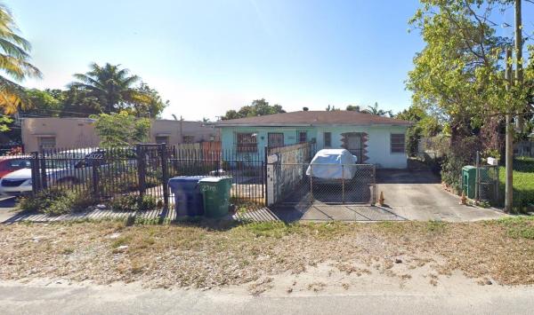 2788 NW 22nd St, Unincorporated Dade County, Florida 33142, image 2