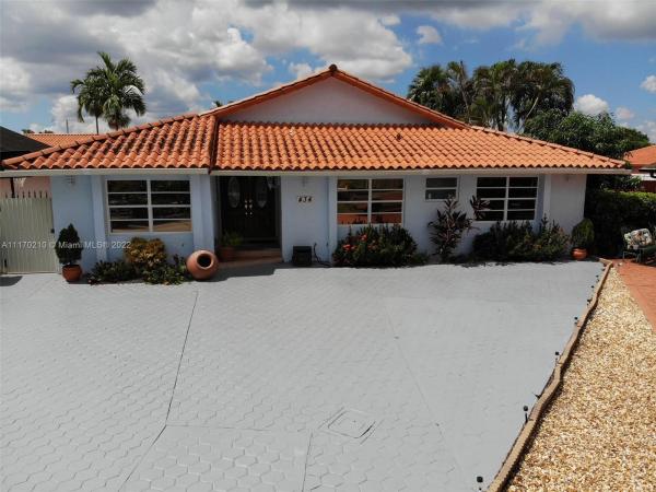 Les Chalets, 434 SW 99th Ct, Fountainebleau, Florida 33174, image 2