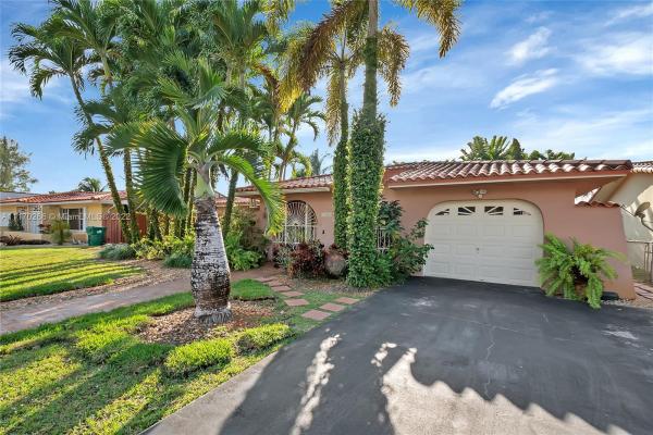 International Gardens, 2080 SW 126th Ct, Tamiami, Florida 33175, image 2