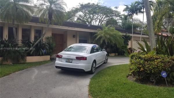 Sunrise Point, 140 W Sunrise Ave, Coral Gables, Florida 33133, image 1