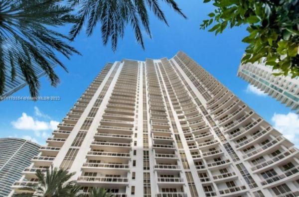 Carbonell, 901 Brickell Key Blvd #901, Miami, Florida 33131, image 2