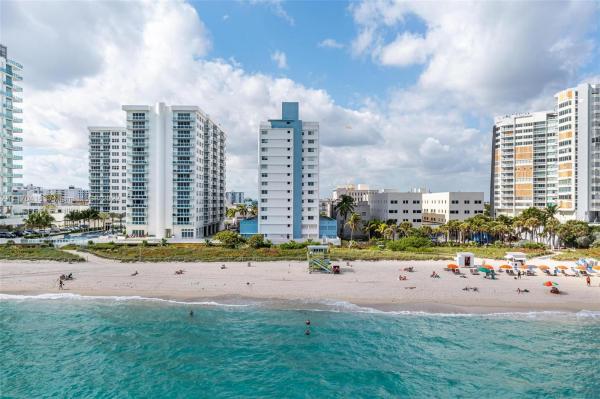 Port Royale, 6969 Collins Ave #1504, Miami Beach, Florida 33141, image 2