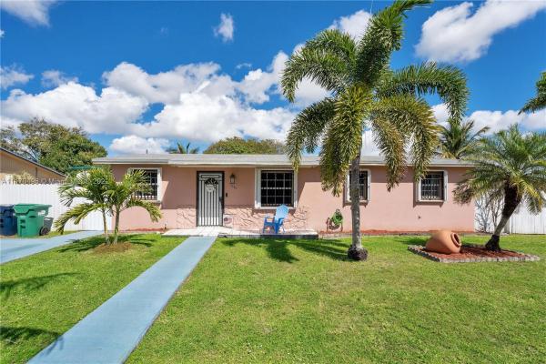 Los Angeles Estates, 11955 SW 190th Ter, South Miami Heights, Florida 33177, image 2