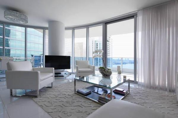 Epic Hotel & Residences, 200 Biscayne Blvd Way #3301, Miami, Florida 33131, image 2