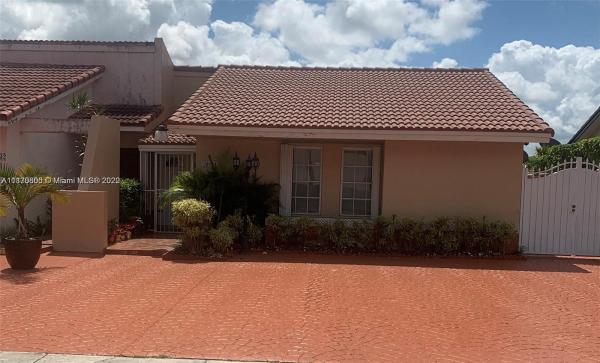Golden Twin Homes At International Gardens, 12334 SW 10th St #NONE, Tamiami, Florida 33184, image 2