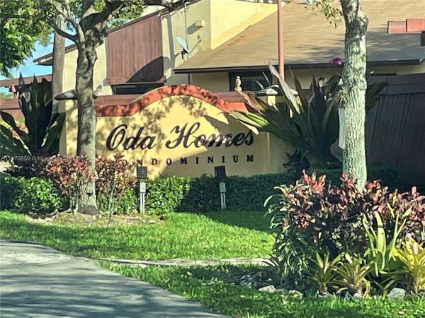 6671 SW 137th Ct #7-C, Kendale Lakes, Florida 33183, image 2