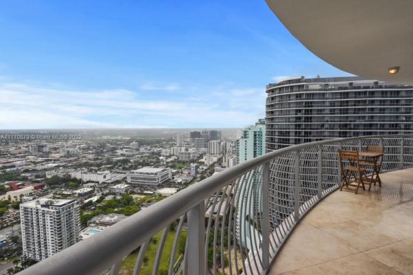 Opera Tower, 1750 N Bayshore Dr #5115, Miami, Florida 33132, image 2