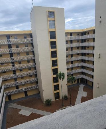 Parkway Towers, 15600 NW 7th Ave #511, Golden Glades, Florida 33169, image 1