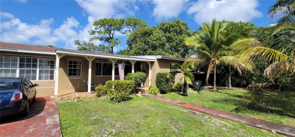 Biscayne Village Heights, 1045 NW 134th St, North Miami, Florida 33168, image 1