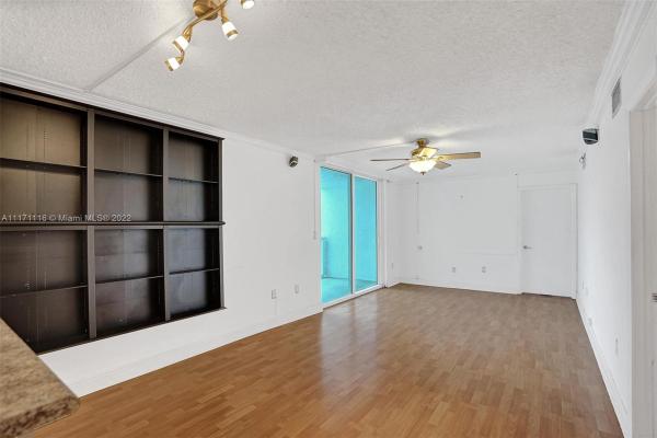 The Royal Club, 2457 Collins Ave #202, Miami Beach, Florida 33140, image 1