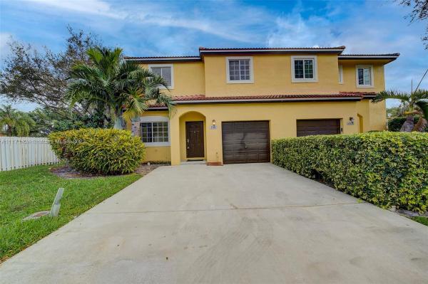 1961 SW 102nd Ter, Miramar, Florida 33025, image 2