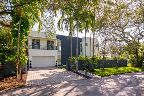 5060 SW 74th Ter, Unincorporated Dade County, Florida 33143, image 2