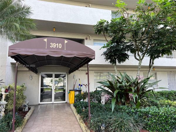 The 18th Hole At Inverrary, 3910 Inverrary Blvd #507-B, Fort Lauderdale, Florida 33319, image 1