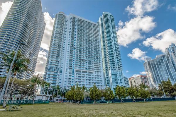 1800 Club, 1800 N Bayshore Dr #3302, Miami, Florida 33132, image 2