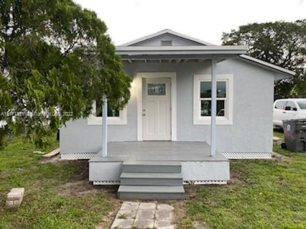 South Trail Park, 4601 Sunset Ln, West Palm Beach, Florida 33415, image 1