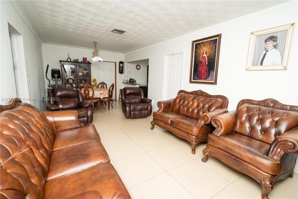 Intag, 6740 SW 12th St, Coral Terrace, Florida 33144, image 2