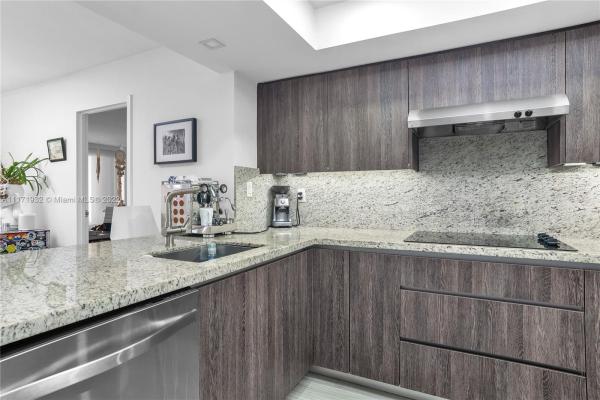 Venetia, 555 NE 15th St #16D, Miami, Florida 33132, image 1
