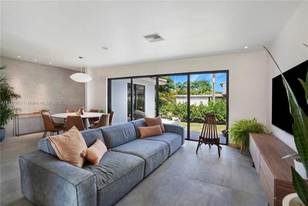 Shore Acres, 1095 NE 84th St, Miami, Florida 33138, image 1