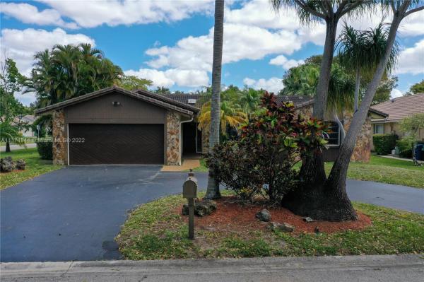 Breezewood, 2155 NW 86th Way, Coral Springs, Florida 33071, image 1