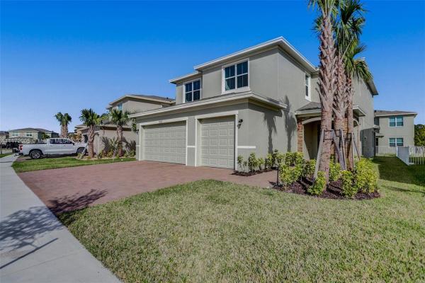 1760 NW Vivanco St, Florida 34986, image 2