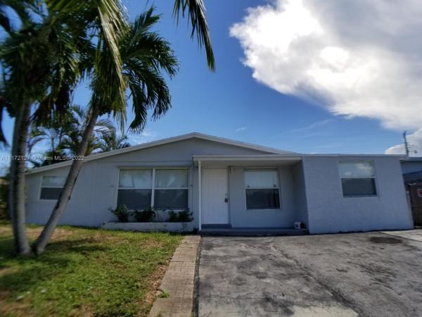 Federal Gardens, 1561 W 11th St, Riviera Beach, Florida 33404, image 1