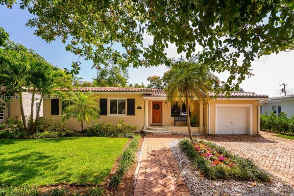 Coral Gables Country Club, 444 Camilo Ave, Coral Gables, Florida 33134, image 2