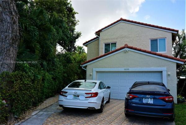 Tamiami Lakes, 13235 SW 10th Ter, Tamiami, Florida 33184, image 2