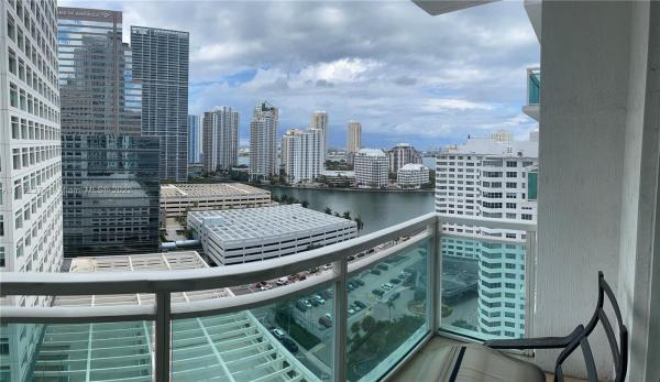 The Plaza On Brickell East, 950 Brickell Bay Dr #1906, Miami, Florida 33131, image 2