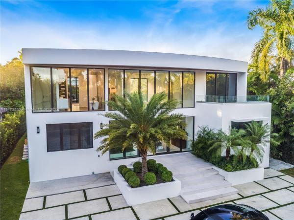 Hibiscus Island, 112 W Palm Midway, Miami Beach, Florida 33139, image 2