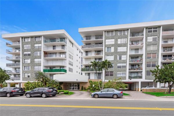 Stuart House, 1050 93rd St #2F, Bay Harbor Islands, Florida 33154, image 1
