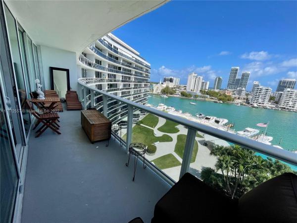King Cole, 900 Bay Dr #716, Miami Beach, Florida 33141, image 2
