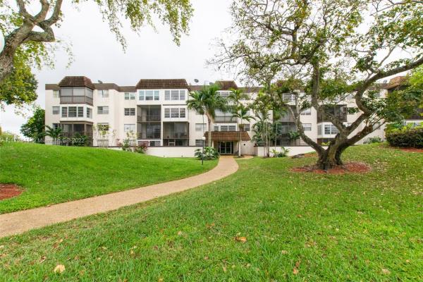 Omega, 7100 NW 17th St #315, Plantation, Florida 33313, image 2