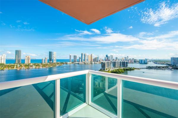 Hidden Bay, 3370 NE 190th St #2808, Aventura, Florida 33180, image 2
