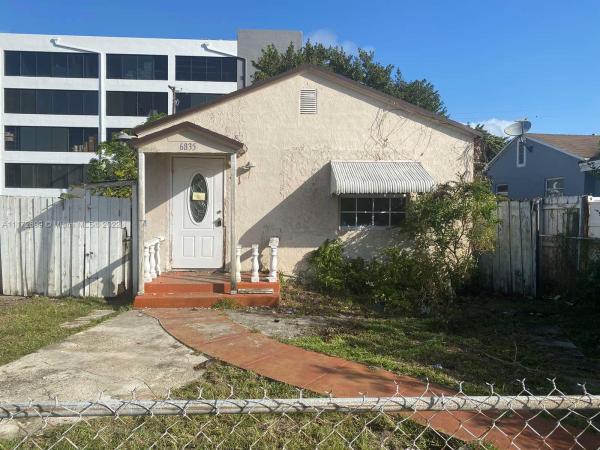 Central Manor, 6835 SW 25th St, Coral Terrace, Florida 33155, image 1