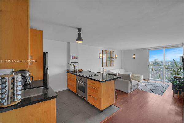 Admiral Towers, 1020 Meridian Ave #706, Miami Beach, Florida 33139, image 2