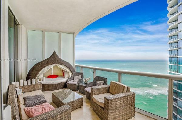 Tdr Tower 3, 15811 Collins Ave #2807, Sunny Isles Beach, Florida 33160, image 2