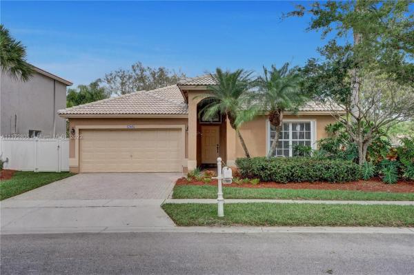 The Cove At Pembroke Isles, 17005 NW 19th Ct, Pembroke Pines, Florida 33028, image 1