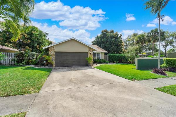 Heritage Pines, 1090 SW 55th Ave, Margate, Florida 33068, image 1