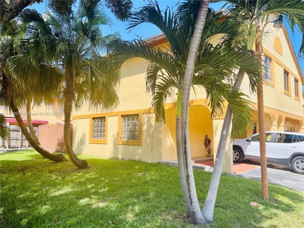 International Princess, 11831 SW 18th St #8-22, Tamiami, Florida 33175, image 2