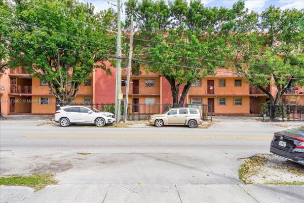 La Bahia, 1111 NW 19th Ave #401, Miami, Florida 33125, image 1
