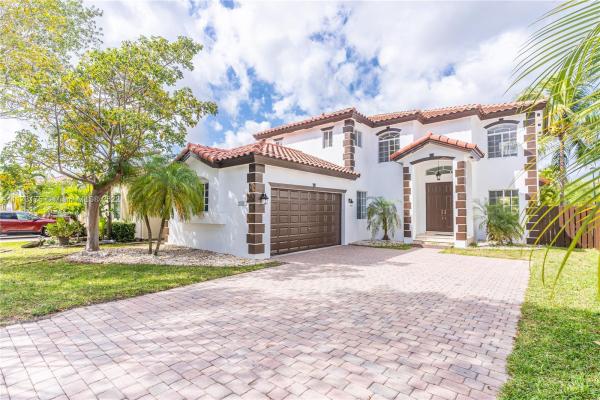 16561 SW 64th Ter, Unincorporated Dade County, Florida 33193, image 2