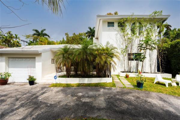 Park Plaza, 661 NE 53rd St, Miami, Florida 33137, image 1