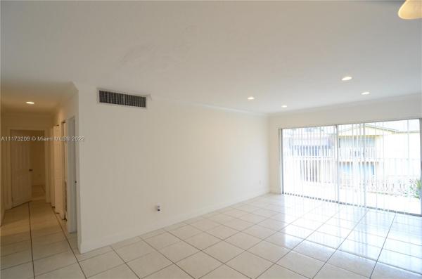 Doral Gardens, 4470 NW 79th Ave #2C, Doral, Florida 33166, image 2