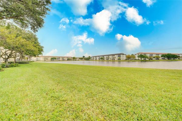 Ivanhoe At Century Village, Hollywood, Florida 33027, image 1