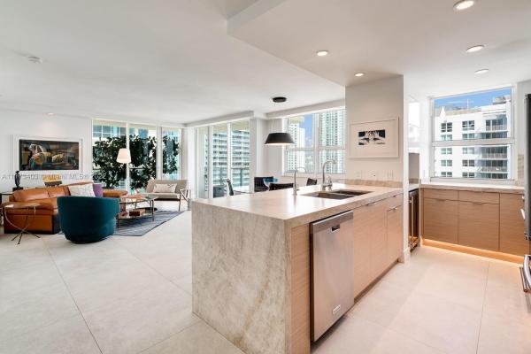 The Mark On Brickell, 1155 Brickell Bay Dr #3002, Miami, Florida 33131, image 2