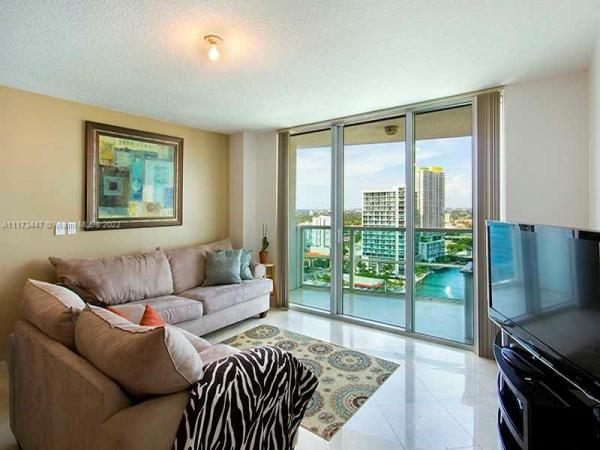 Brickell On The River North Tower, 31 SE 5th St #3107, Miami, Florida 33131, image 2