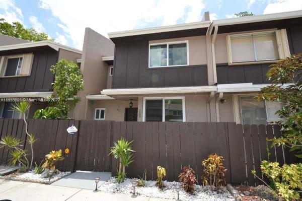 Hamptons Townhomes, 1153 Sussex Dr, North Lauderdale, Florida 33068, image 1