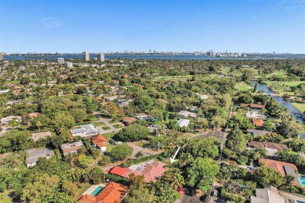 Griffing Biscayne Park Estates, 10801 Griffing Blvd, Biscayne Park, Florida 33161, image 2