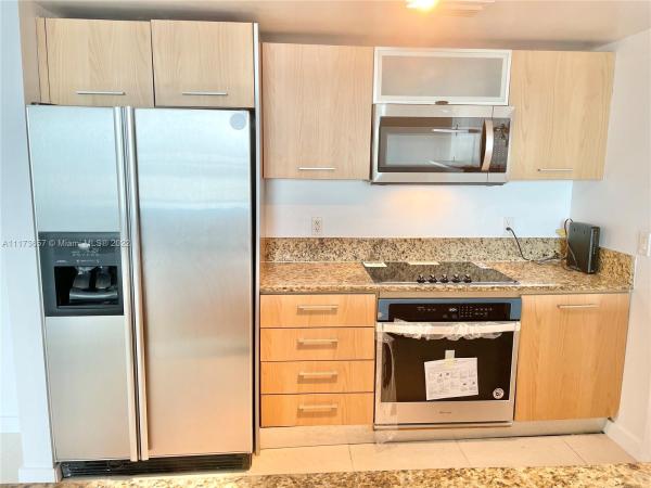 Metropolis At Dadeland, 9055 SW 73rd Ct #1805, Kendall, Florida 33156, image 2